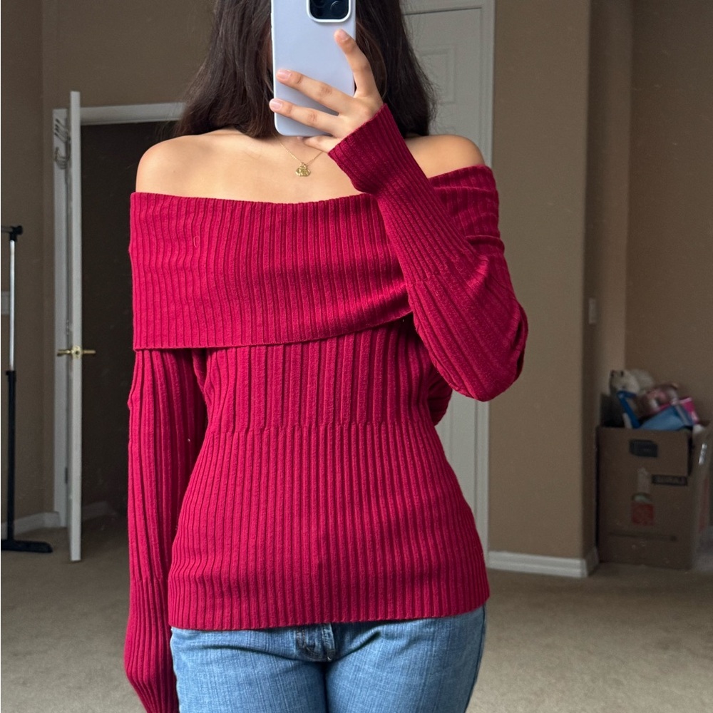 Off-Shoulder Ribbed Sweater - Red